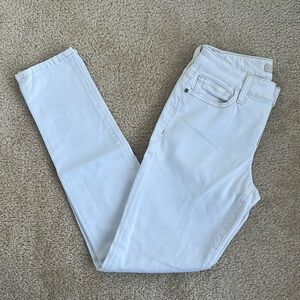 Like New Joe’s White Skinny Jeans in Womens Size 24